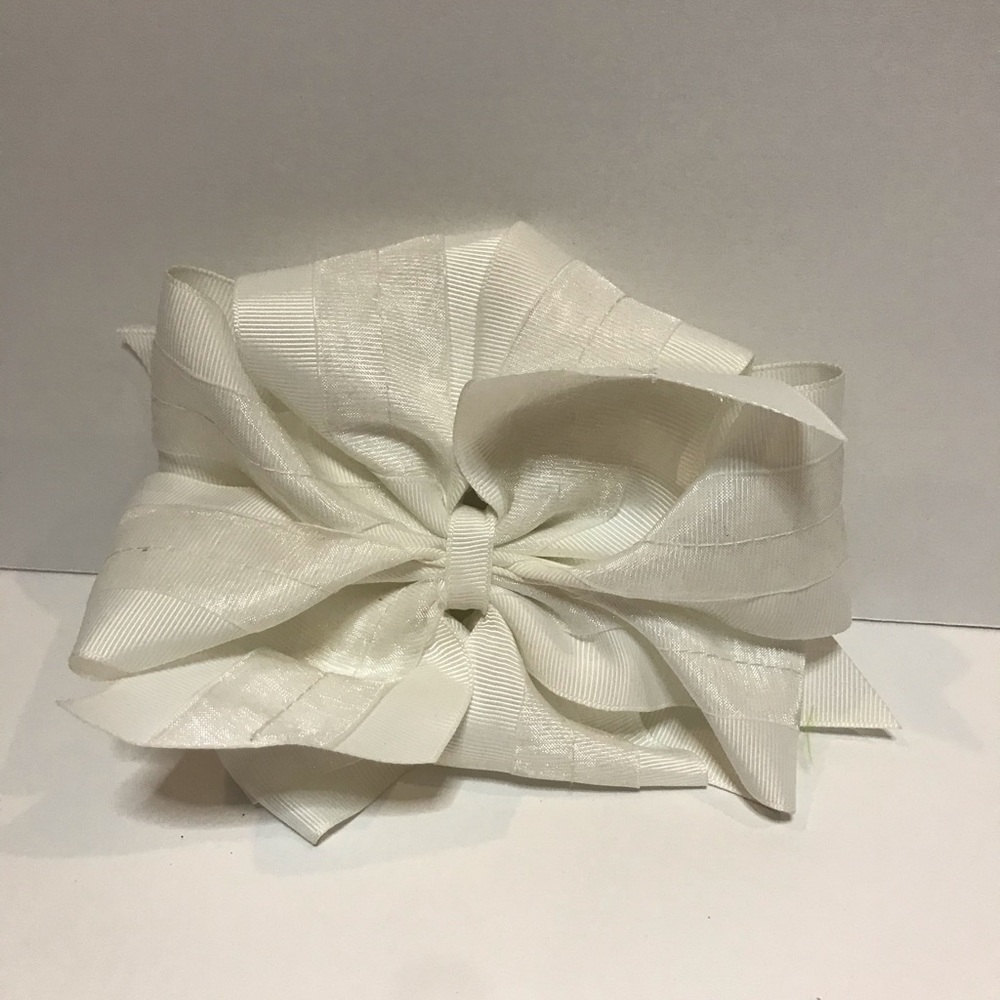 Girls hair bow